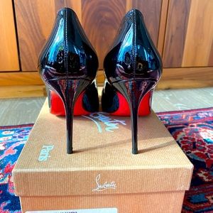Christian Louboutin Décolleté heels, patent black